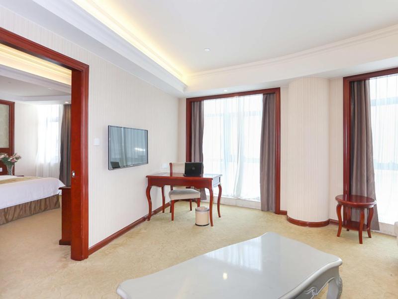 Vienna Hotel Ningbo Ninghai Exterior photo
